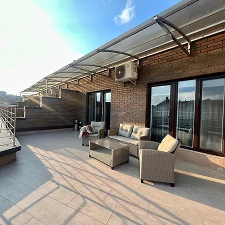 Smart Center Apartment *