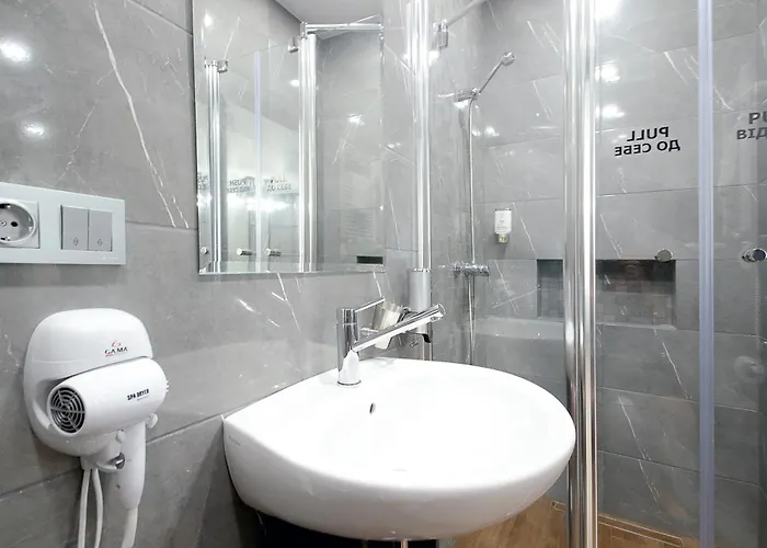 Smart Center Apartment