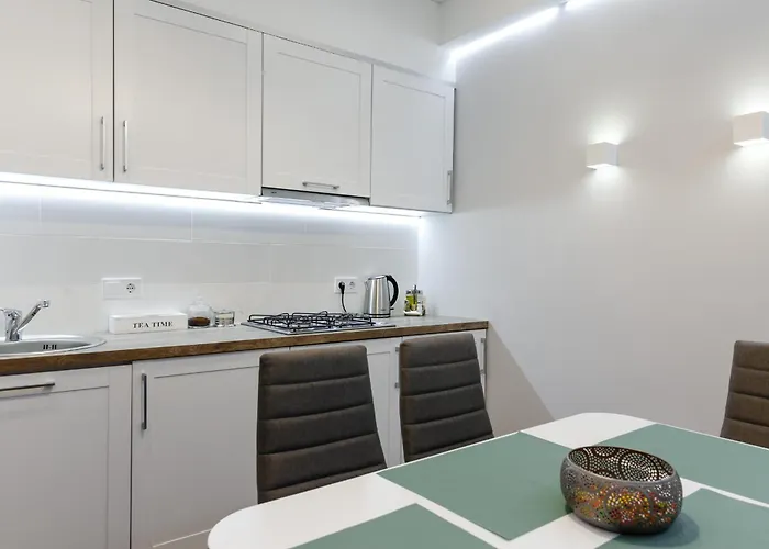 Smart Center Apartment *